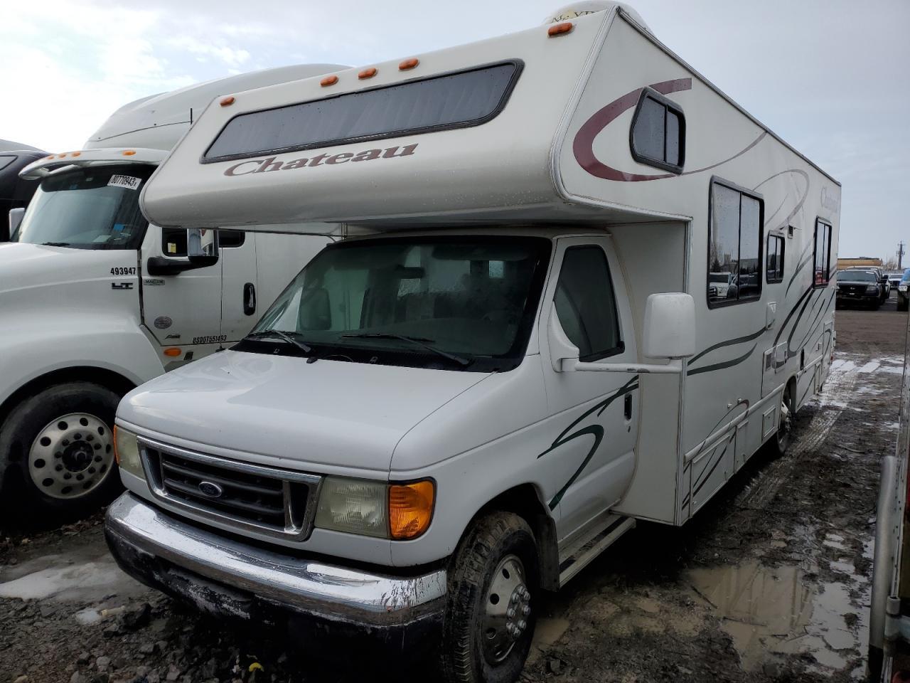 2003 Ford Econoline E450 Super Duty Cutaway Van - Фото 2