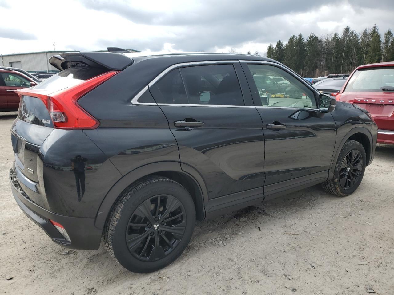 2020 Mitsubishi Eclipse Cross Le - Фото 3