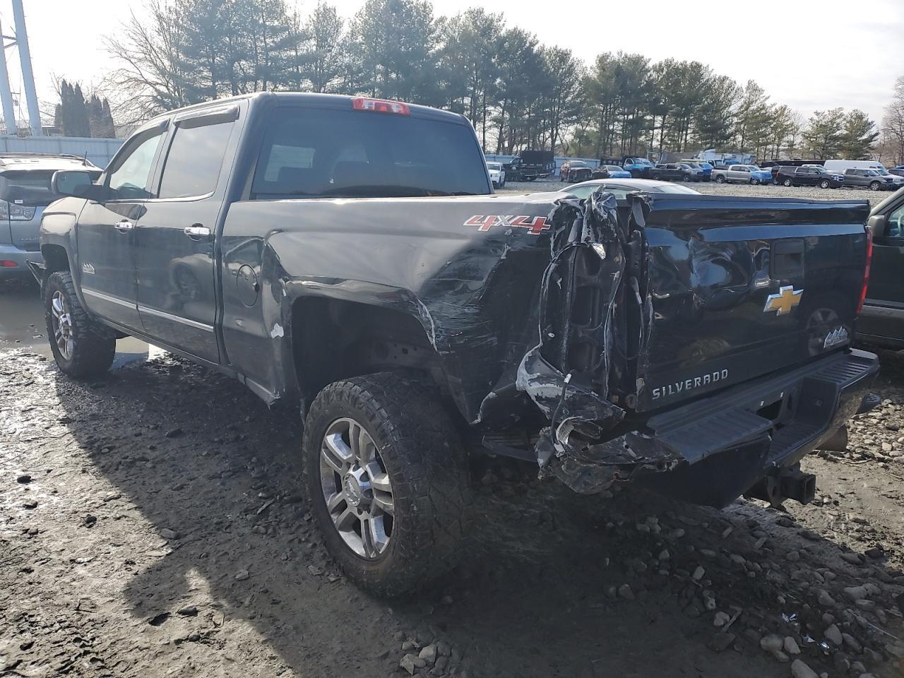 2015 Chevrolet Silverado K2500 High Country - Фото 2