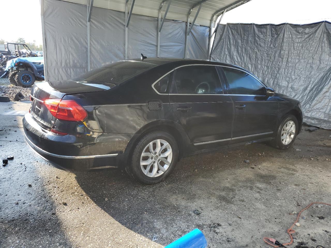 2016 Volkswagen Passat S - Фото 3