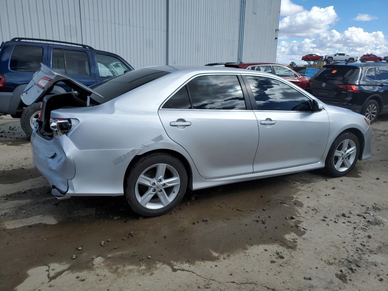 2013 Toyota Camry L - Image 3