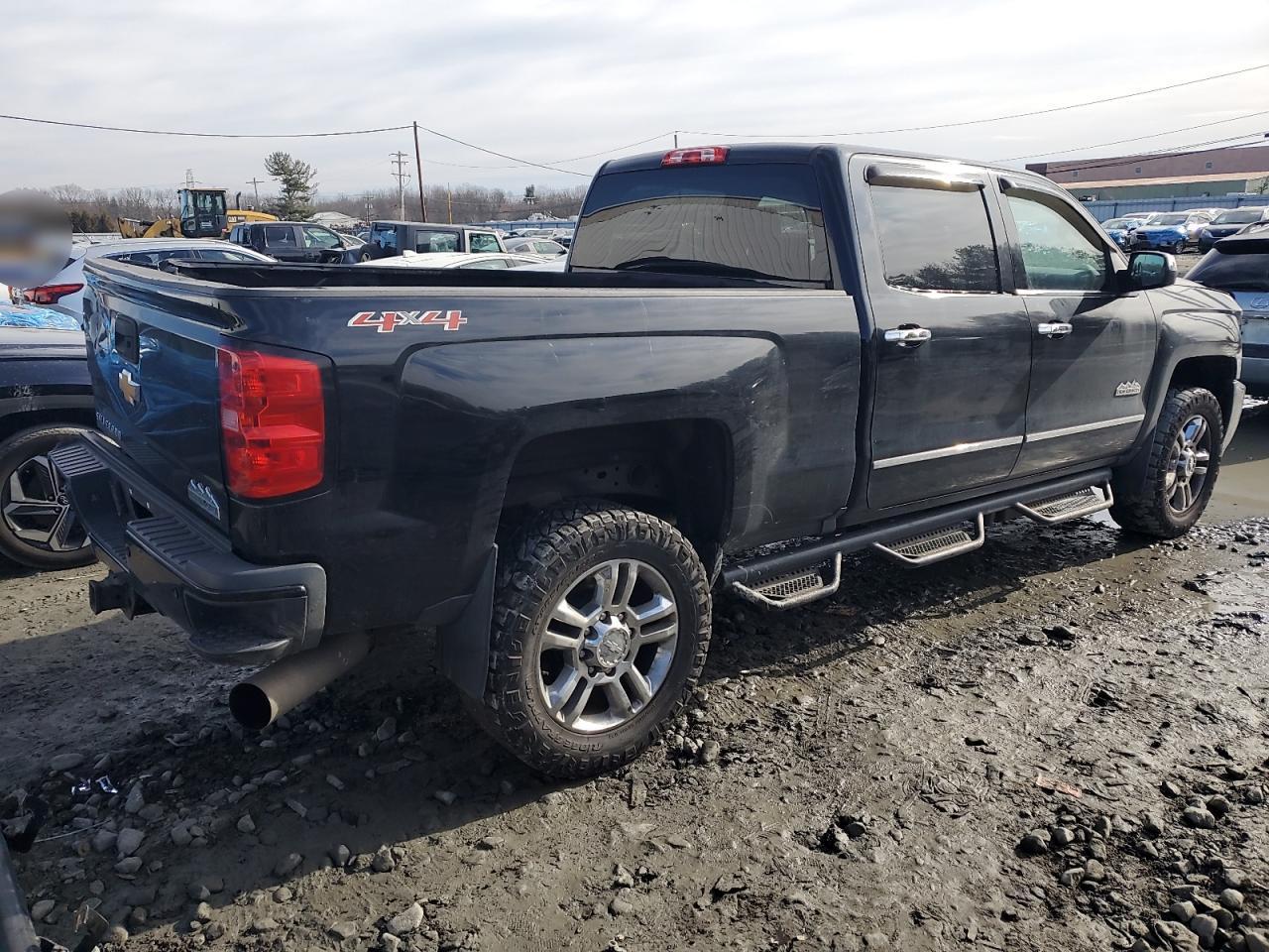 2015 Chevrolet Silverado K2500 High Country - Фото 3