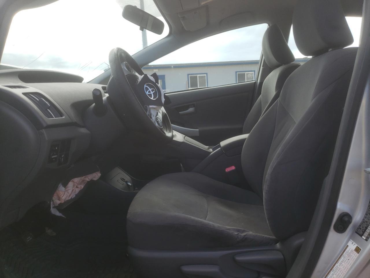 2011 Toyota Prius - Фото 7