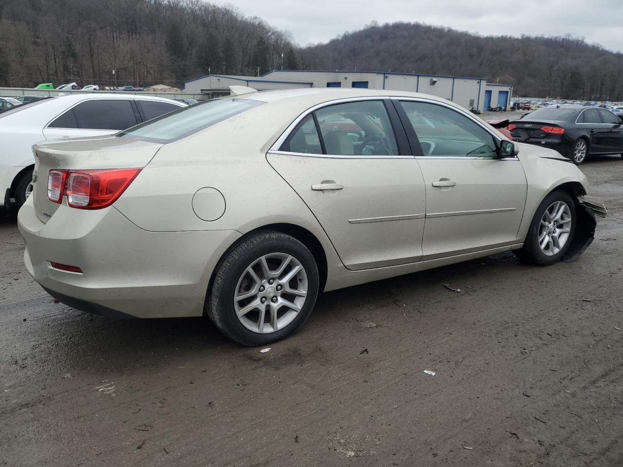 2015 Chevrolet Malibu 1Lt - Image 3