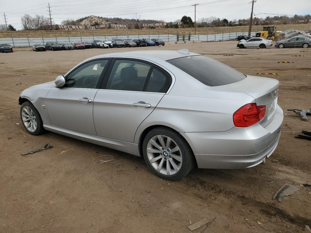 2011 BMW 335 Xi - Фото 2