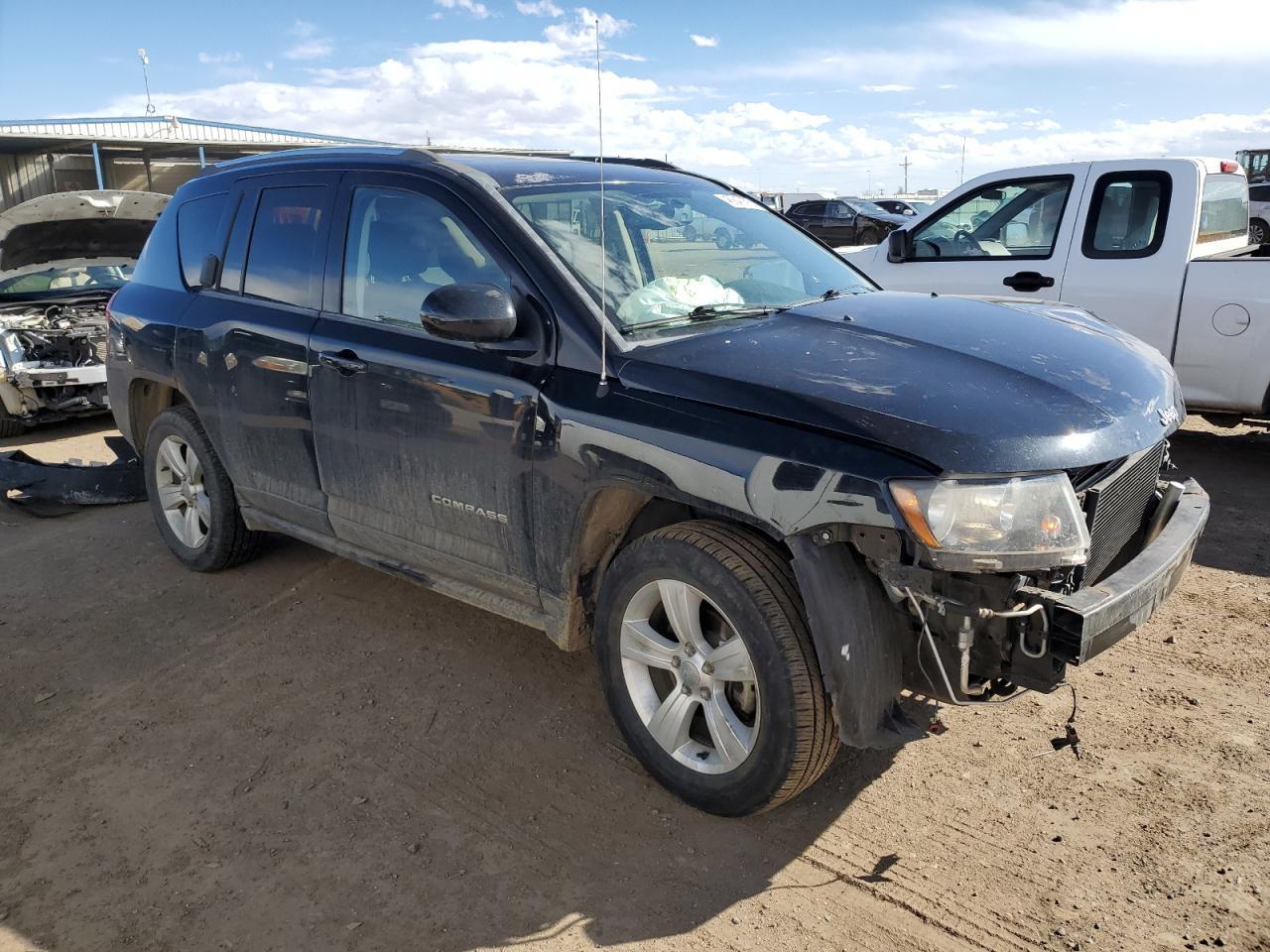 2014 Jeep Compass Latitude - Фото 4