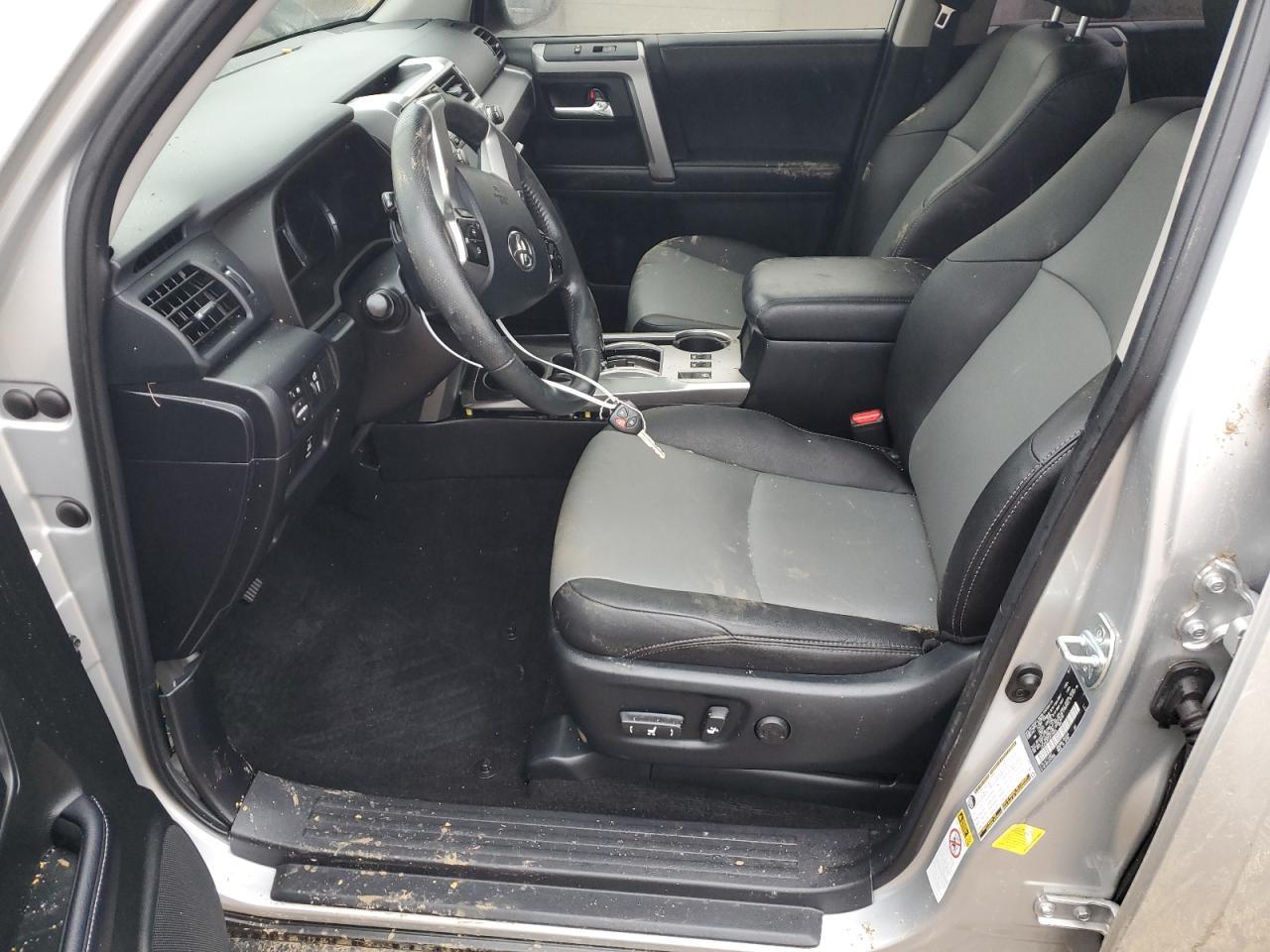 2018 Toyota 4Runner Sr5 - Image 7