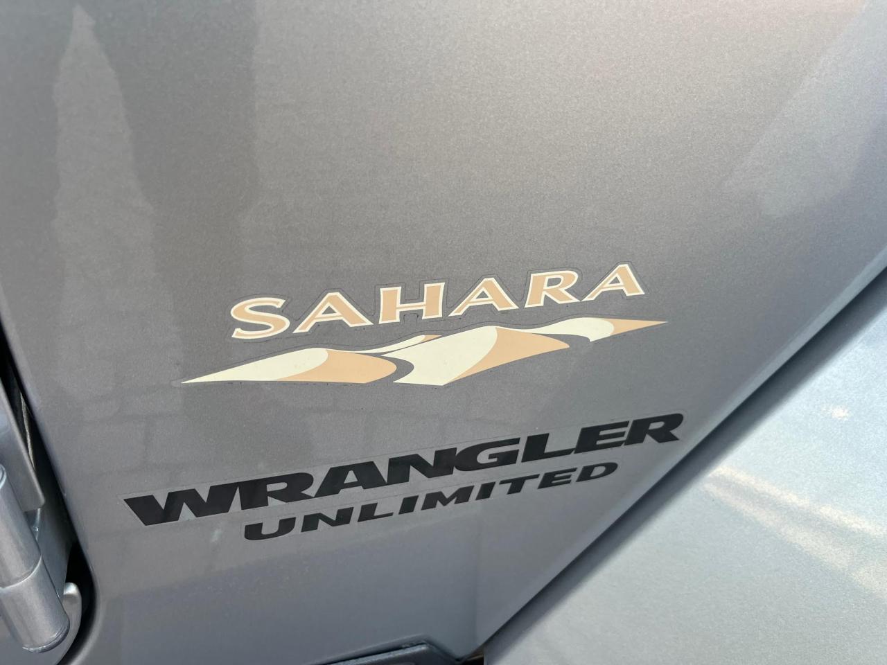 2015 Jeep Wrangler Unlimited Sahara - Фото 2