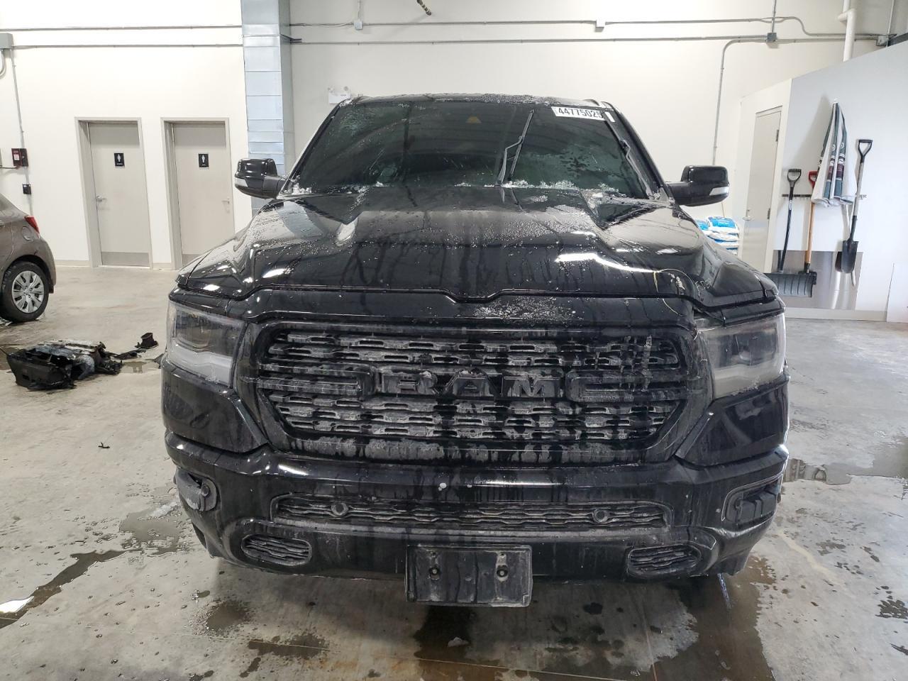 2022 Ram 1500 Sport - Фото 5