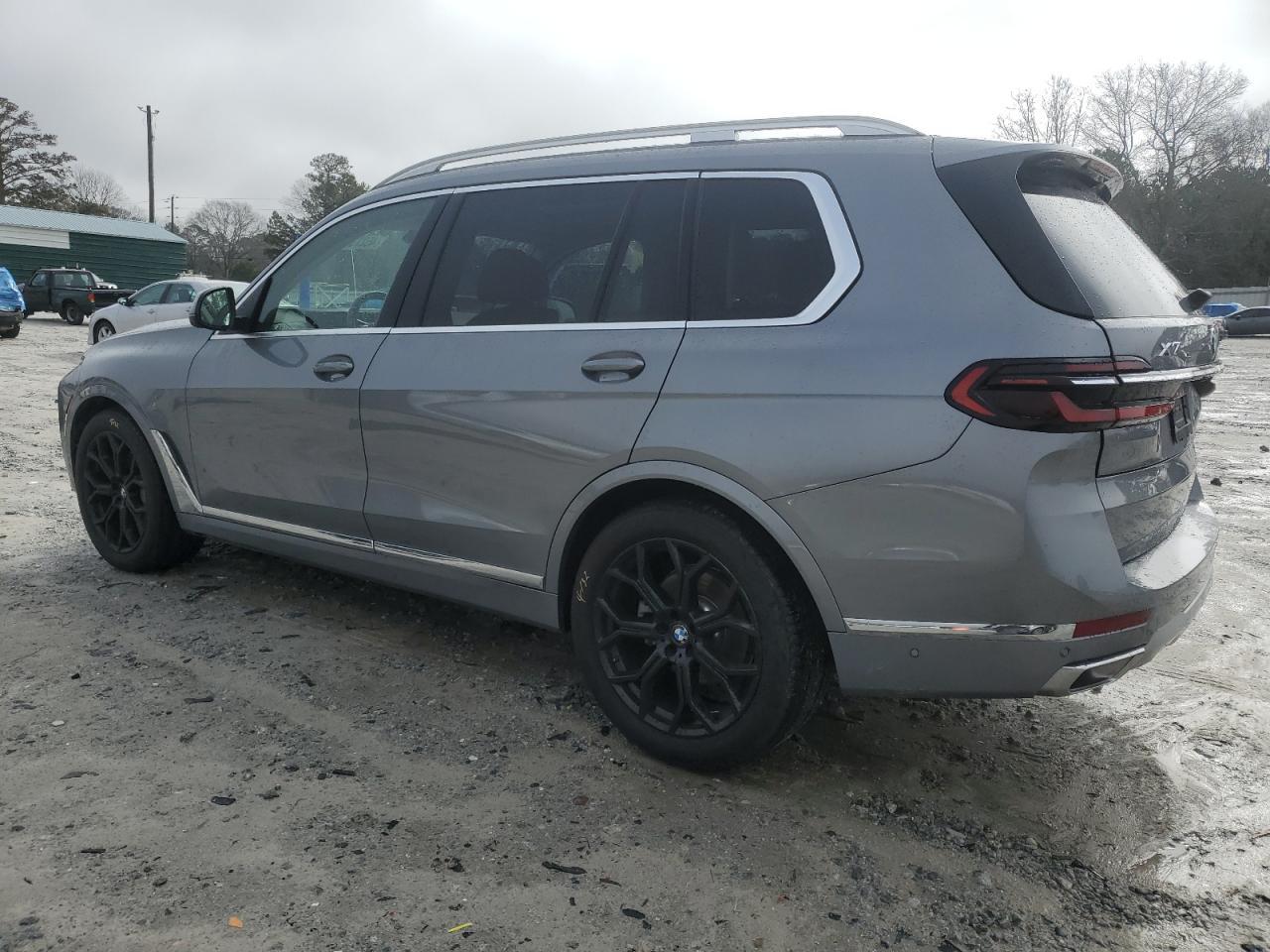 2024 BMW X7 xDrive40I - Image 2