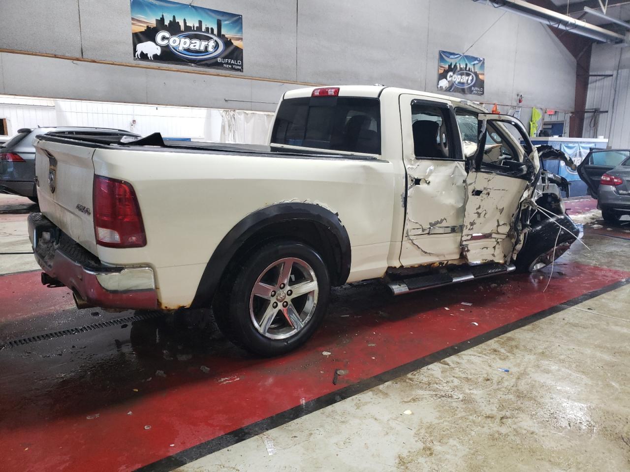 2010 Dodge Ram 1500 - Фото 3