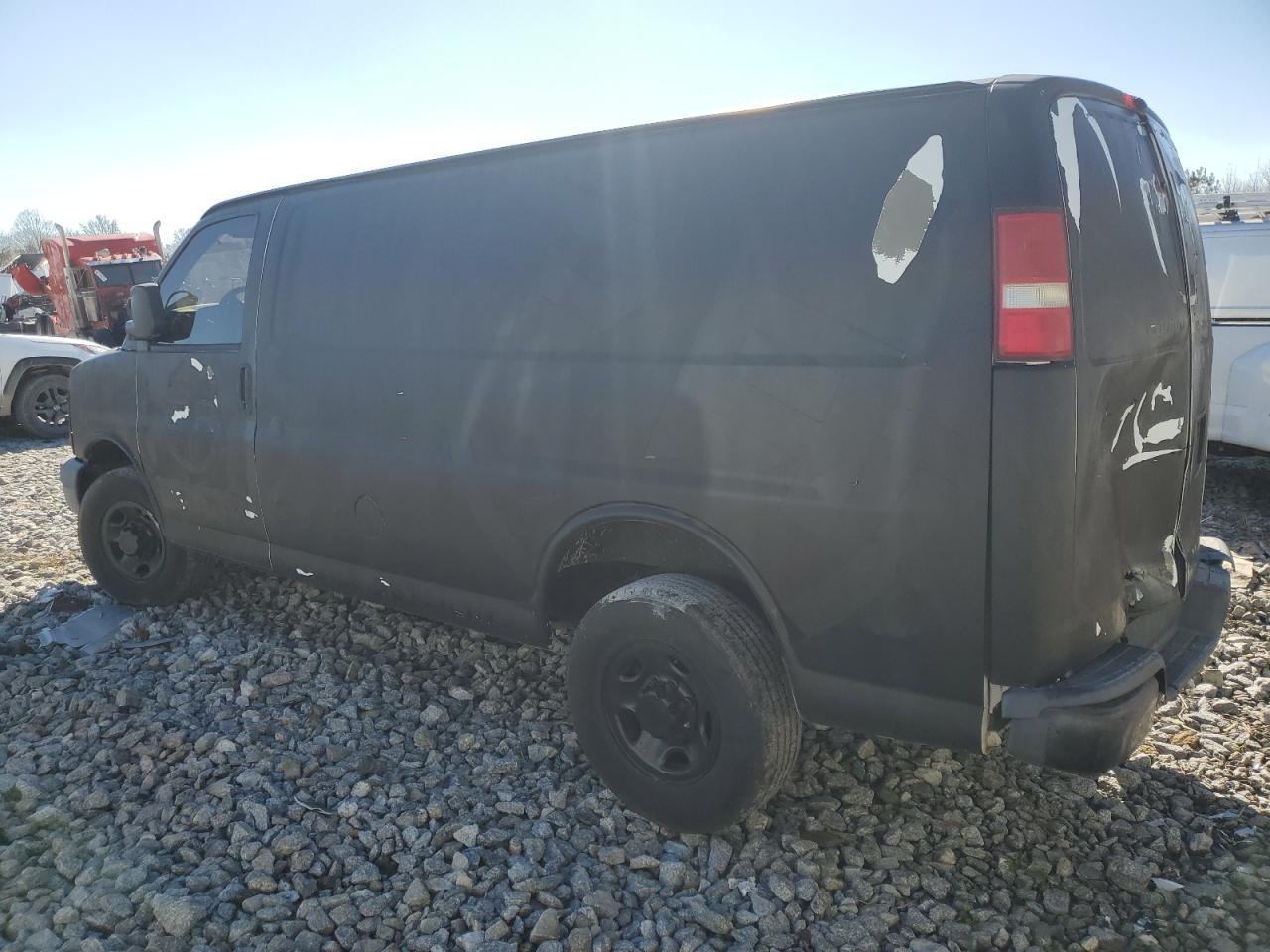 2005 Chevrolet Express G3500 - Фото 2