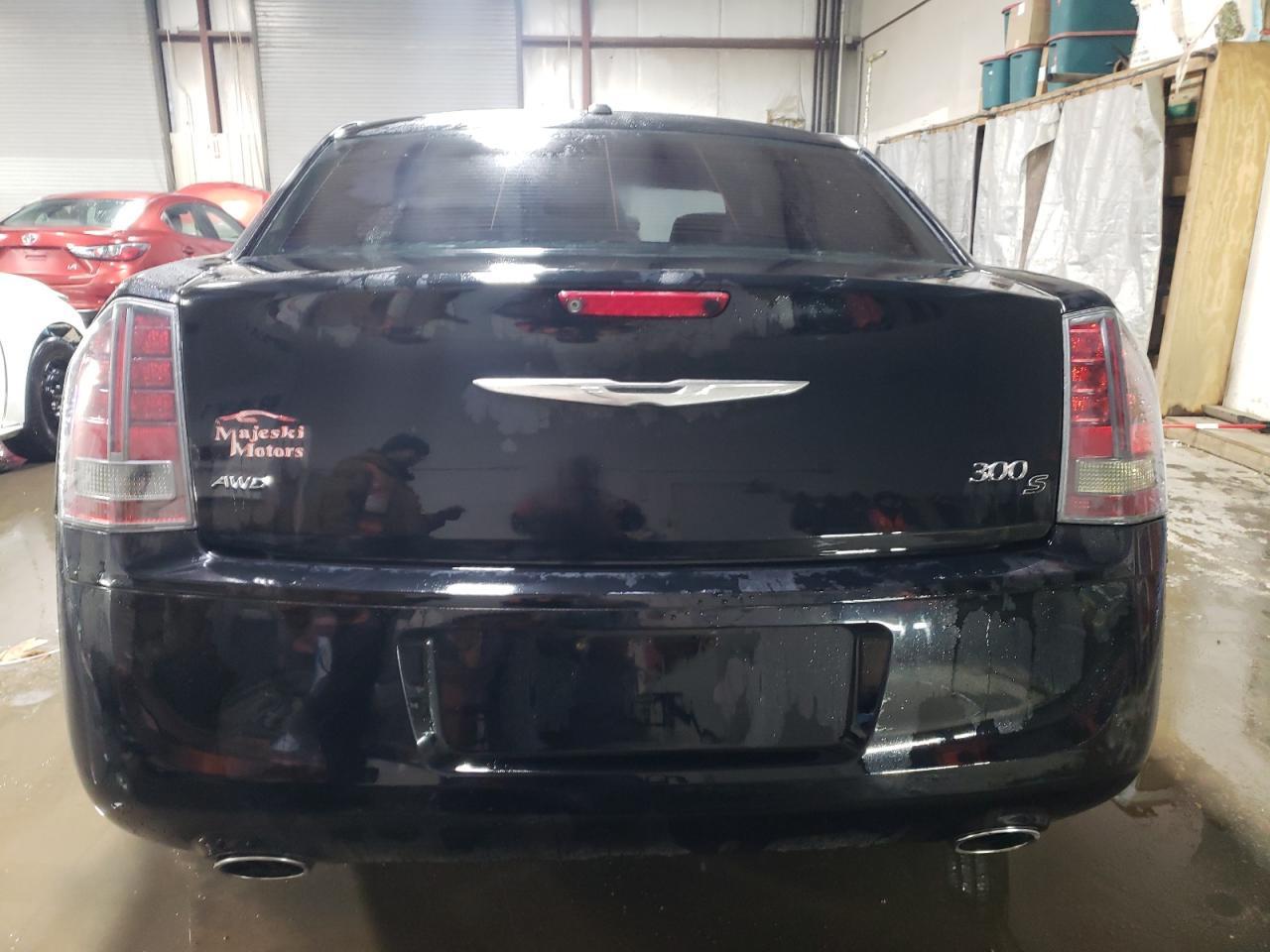 2014 Chrysler 300 S - Фото 6