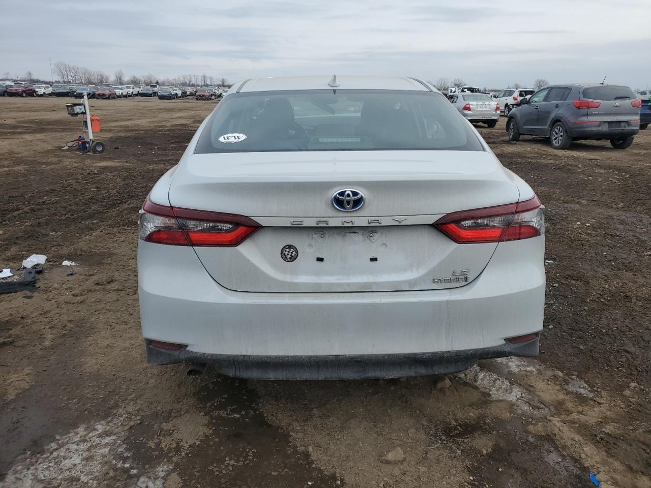 2023 Toyota Camry Le - Фото 6