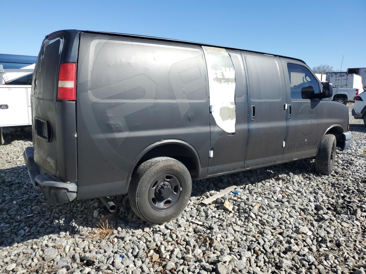 2005 Chevrolet Express G3500 - Фото 3