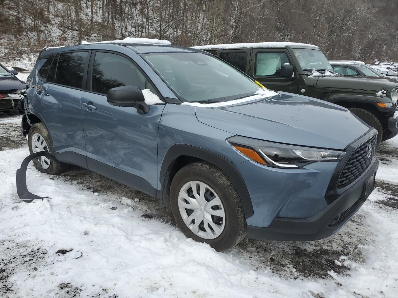 2024 Toyota Corolla Cross L - Фото 4