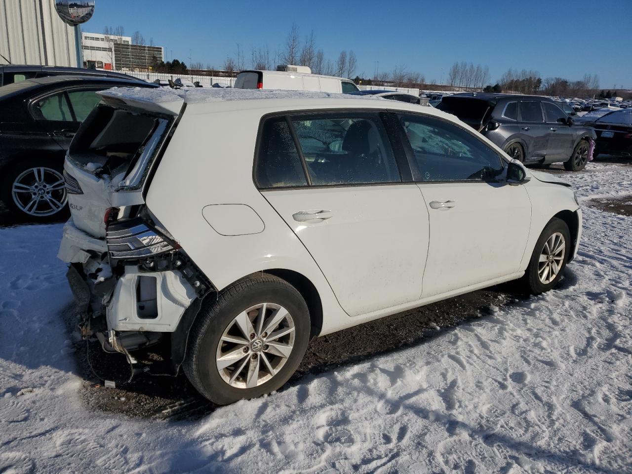 2020 Volkswagen Golf - Фото 3
