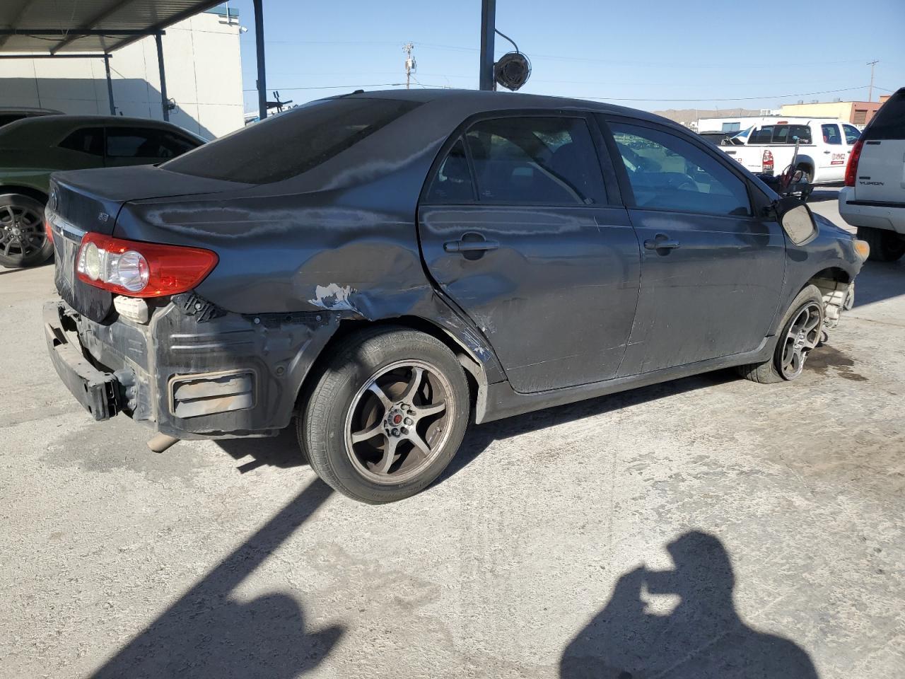 2011 Toyota Corolla Base - Фото 3