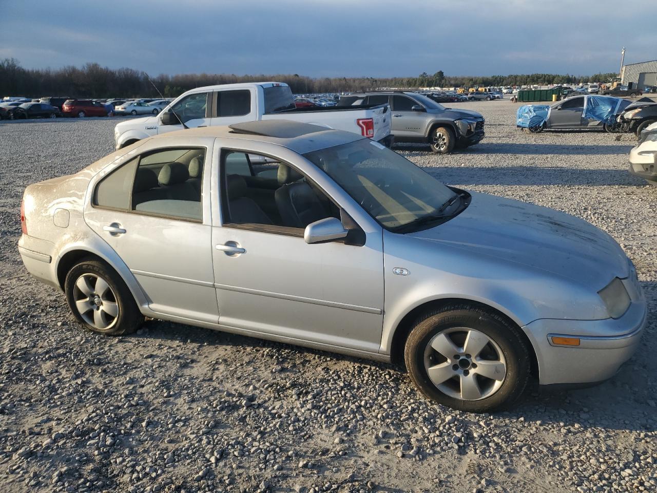 2005 Volkswagen Jetta - Фото 4