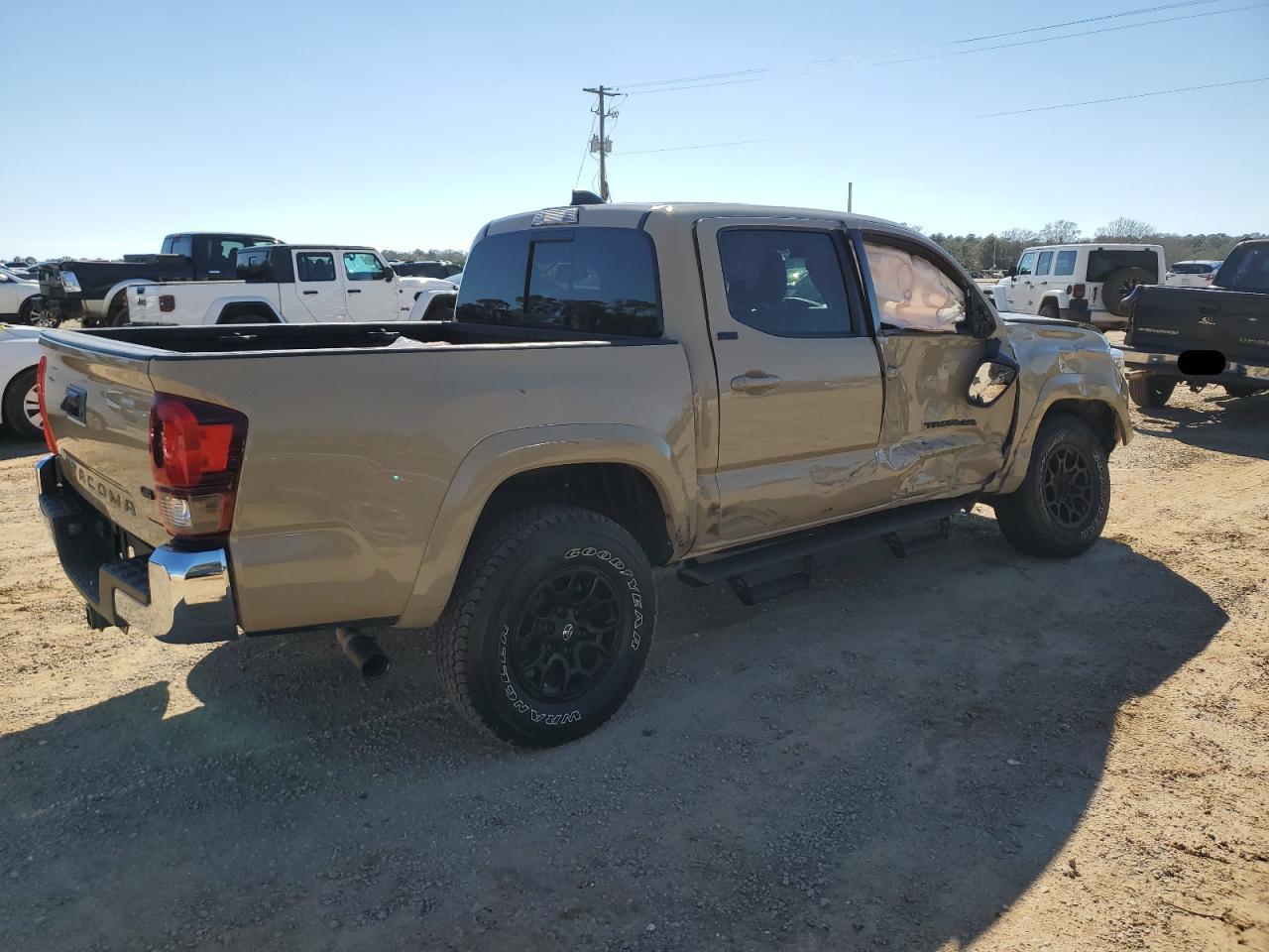 2020 Toyota Tacoma Sr5 V6 - Фото 3