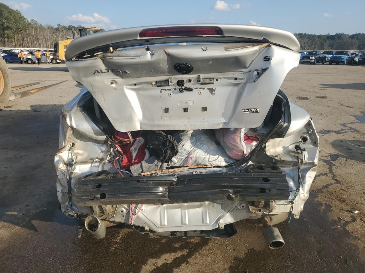 2015 Nissan Altima 2.5 S - Image 6