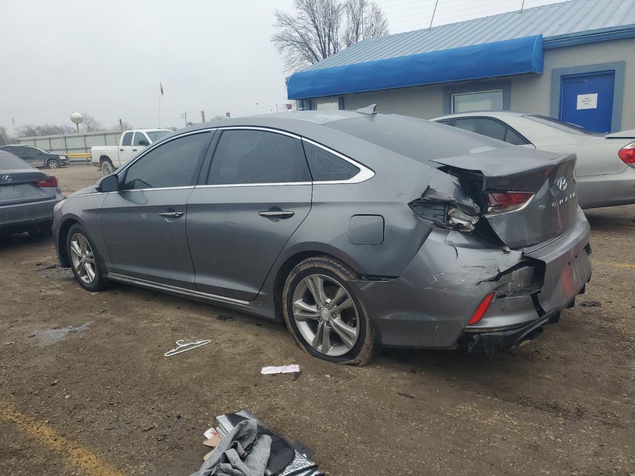 2019 Hyundai Sonata Limited - Фото 2