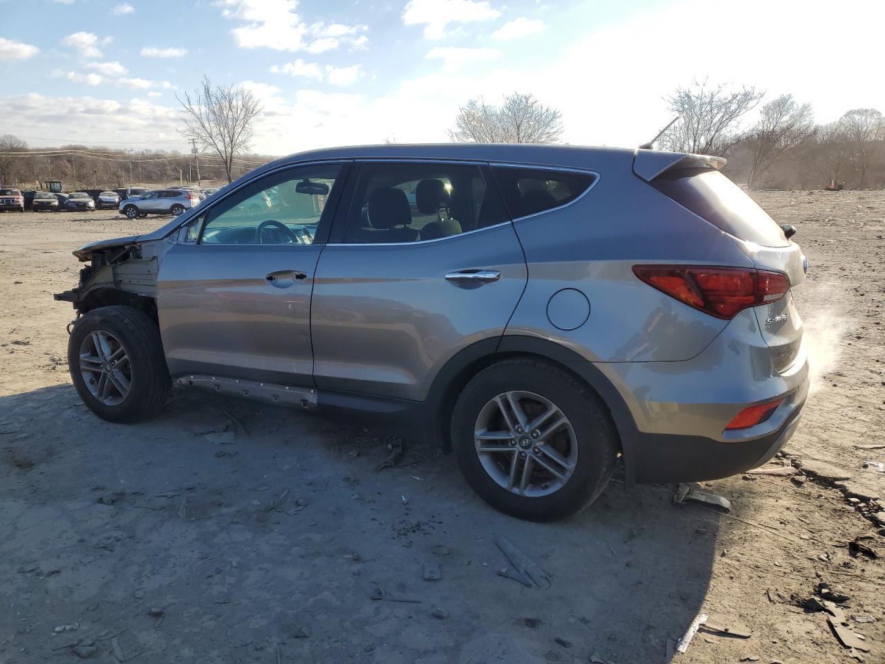 2018 Hyundai Santa Fe Sport - Image 2