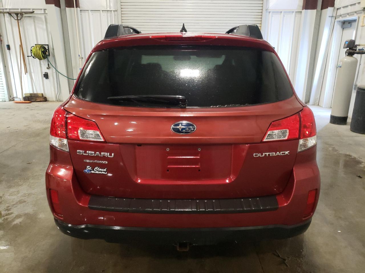 2012 Subaru Outback 2.5I Limited - Image 6