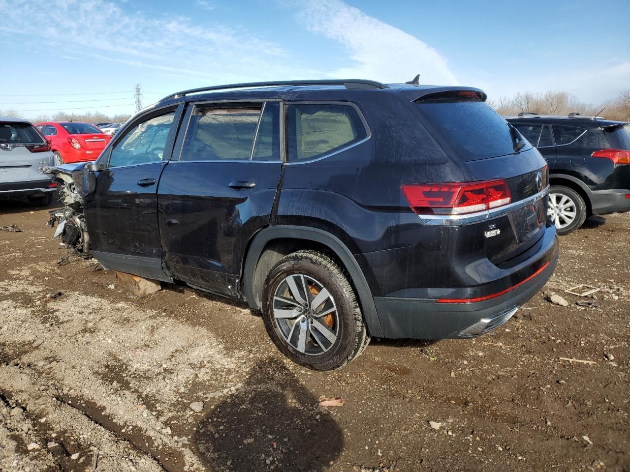 2022 Volkswagen Atlas Se - Image 2