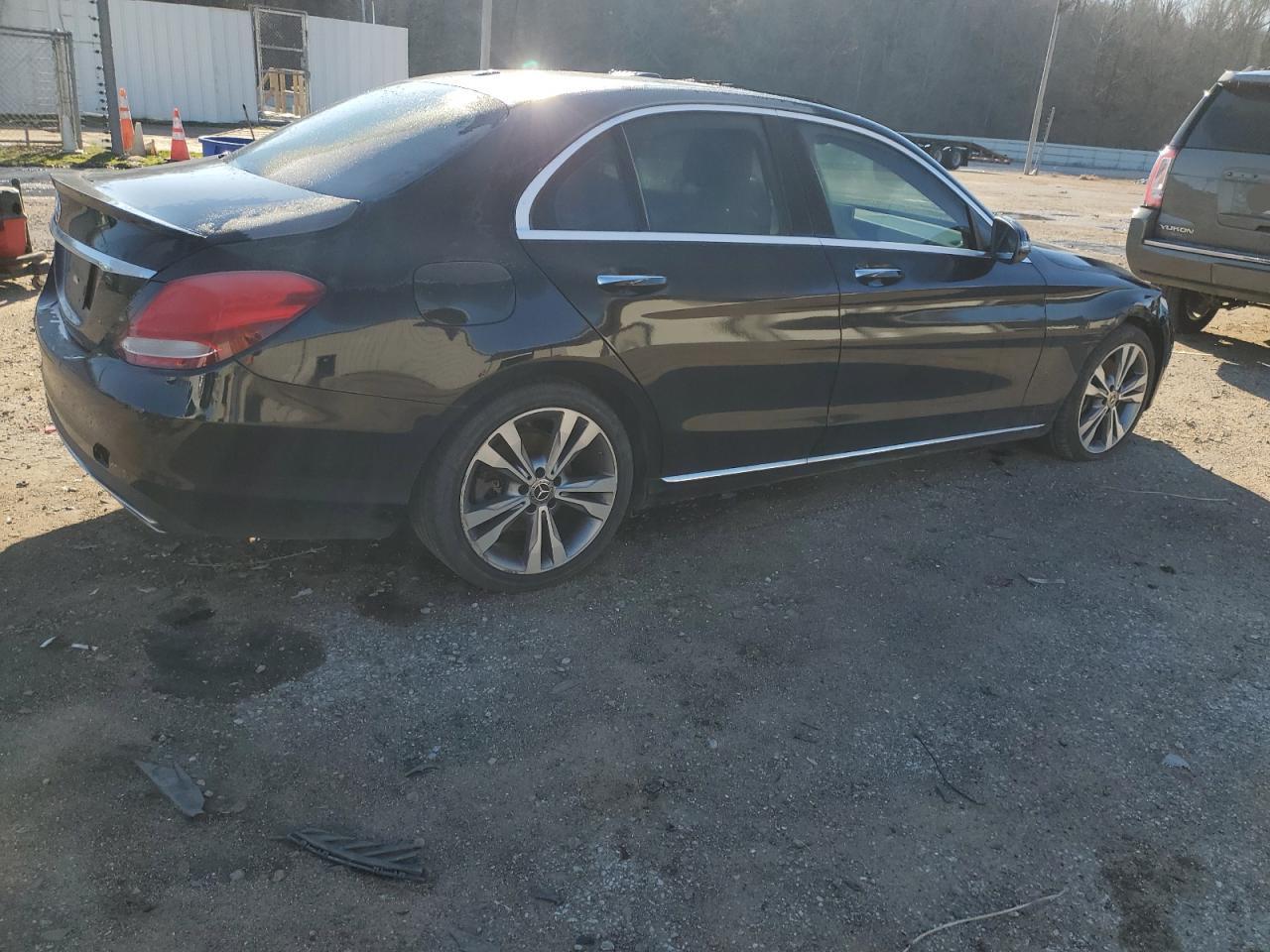2018 Mercedes-Benz C 300 - Image 3