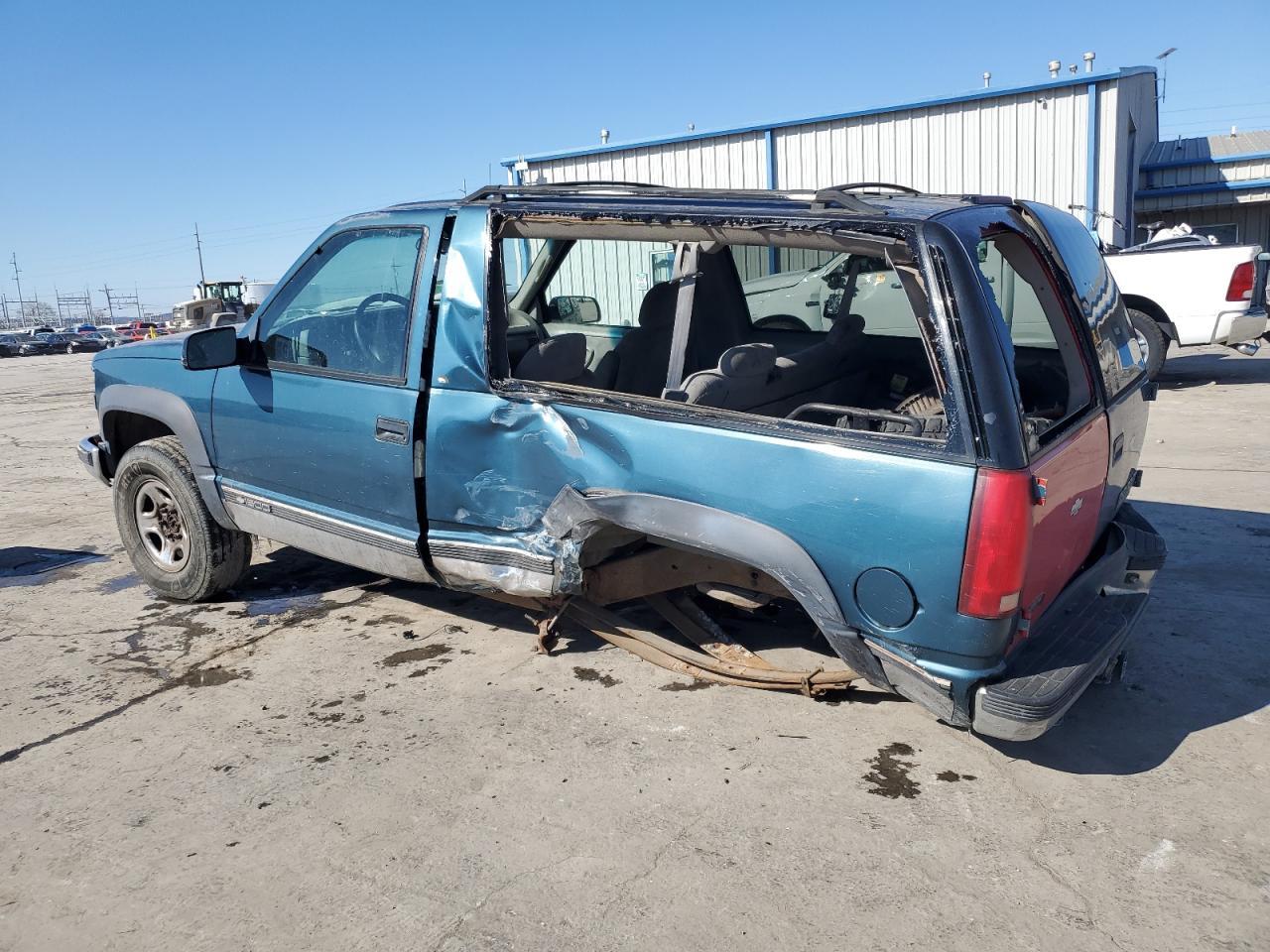 1995 Chevrolet Tahoe K1500 - Фото 2