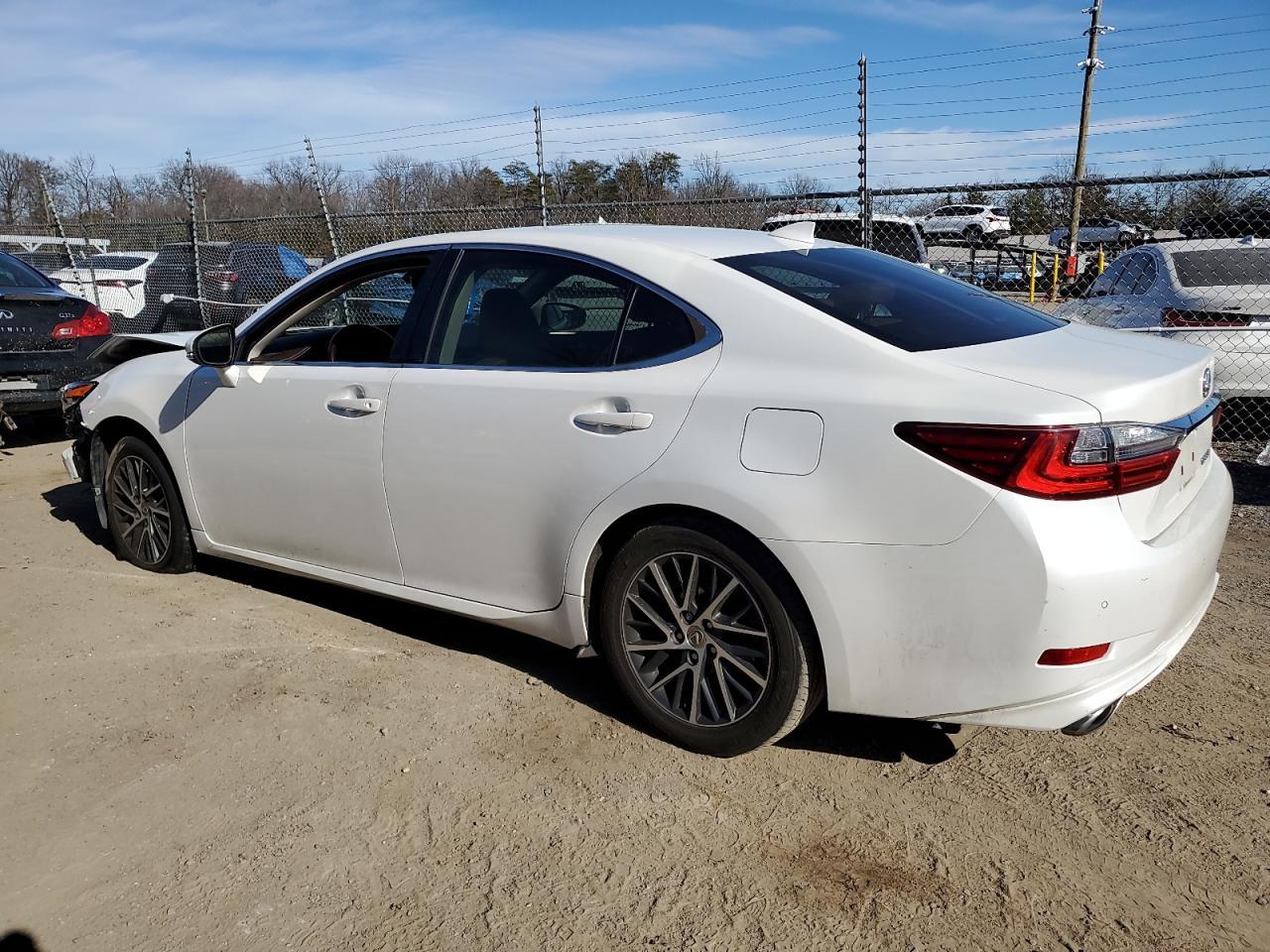 2016 Lexus Es 350 - Image 2