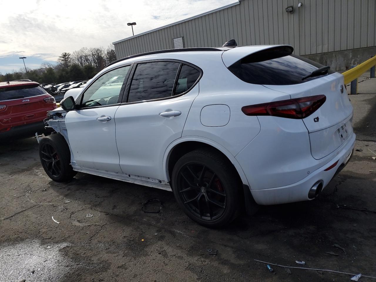 2021 Alfa Romeo Stelvio Ti - Image 2