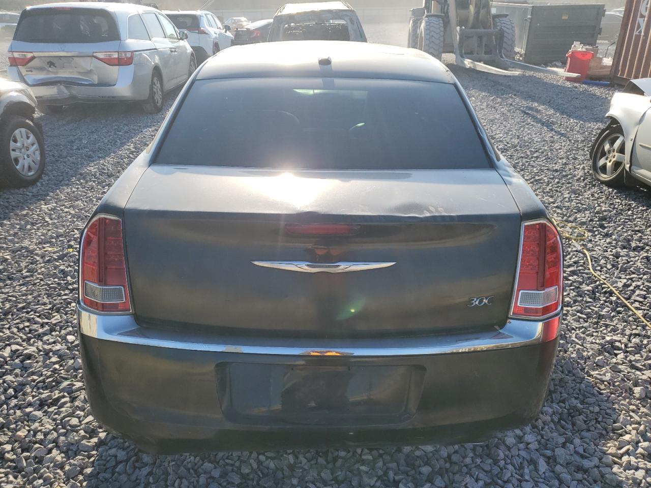 2014 Chrysler 300C Luxury - Фото 6