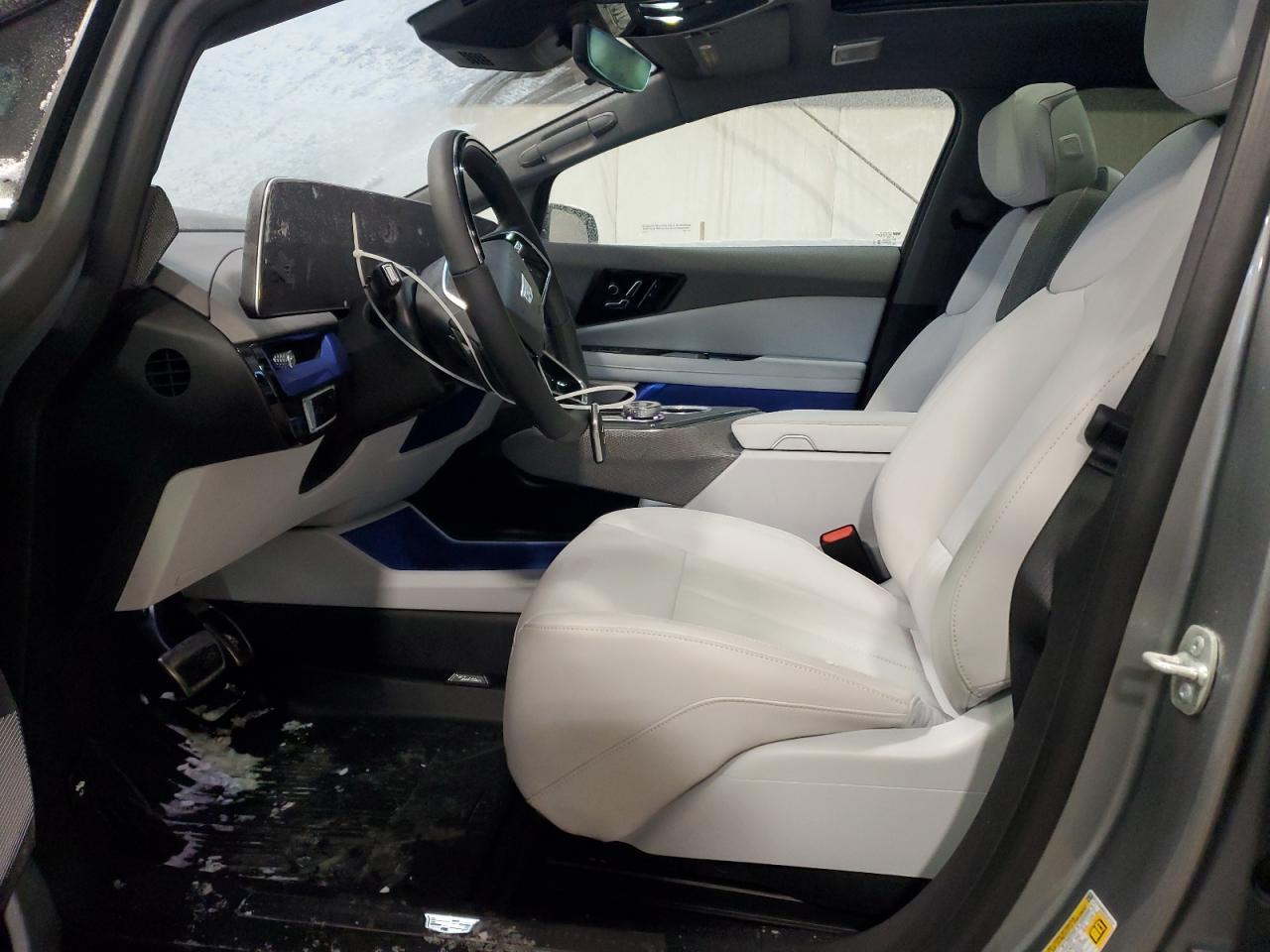 2025 Cadillac Optiq Sport - Фото 7