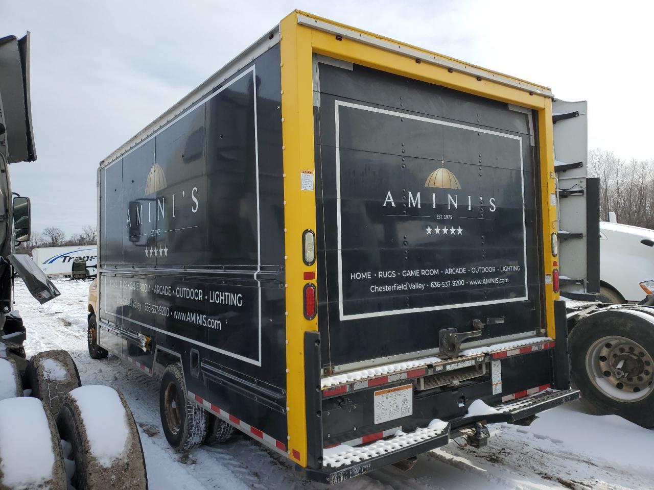 2016 Ford Econoline E350 Super Duty Cutaway Van - Фото 3