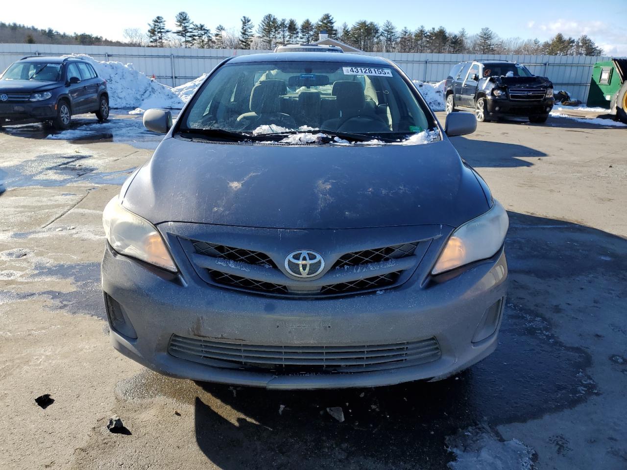 2011 Toyota Corolla - Фото 5