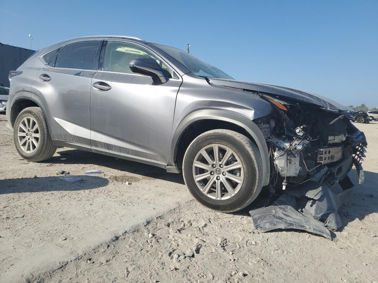 2021 Lexus Nx 300 Base - Фото 4