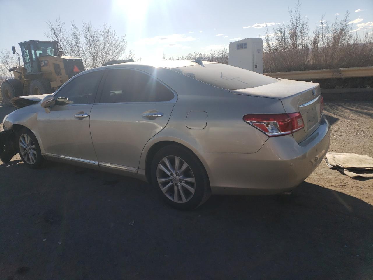 2011 Lexus Es 350 - Image 2