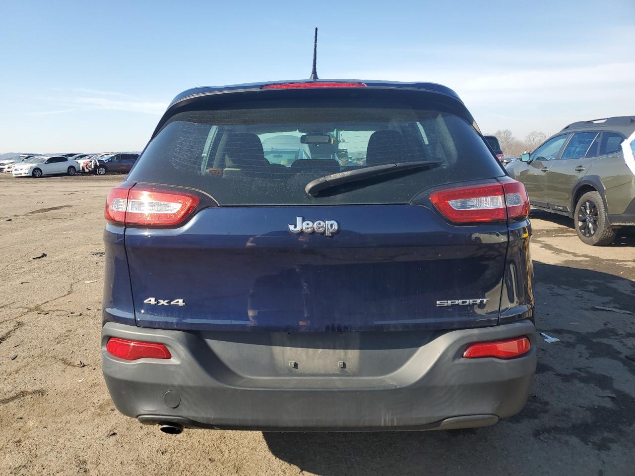 2014 Jeep Cherokee Sport - Фото 6