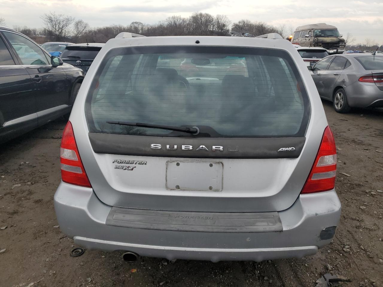 2004 Subaru Forester 2.5Xt - Image 6