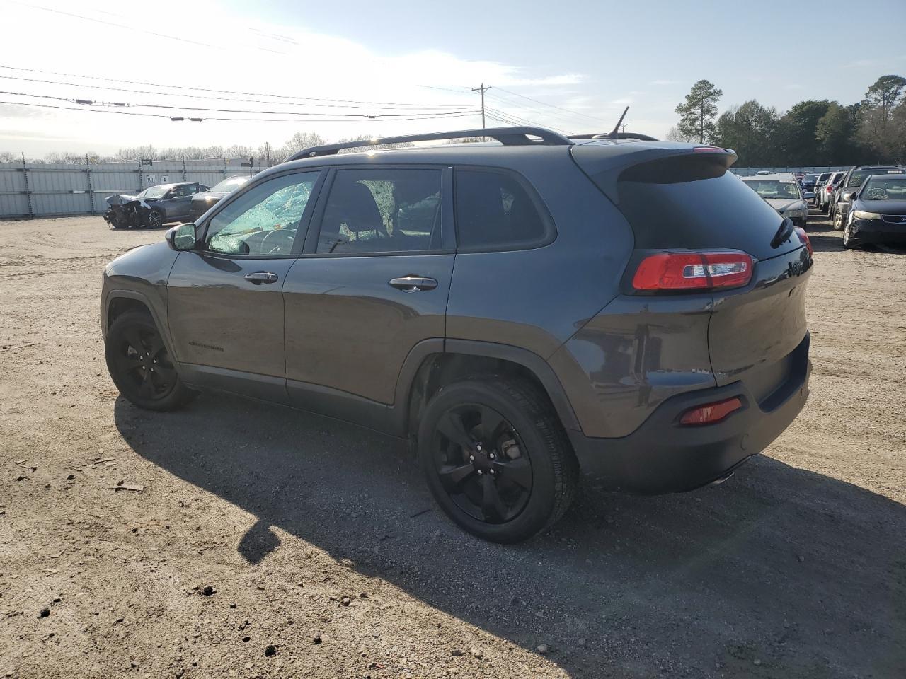 2015 Jeep Cherokee Latitude - Фото 2
