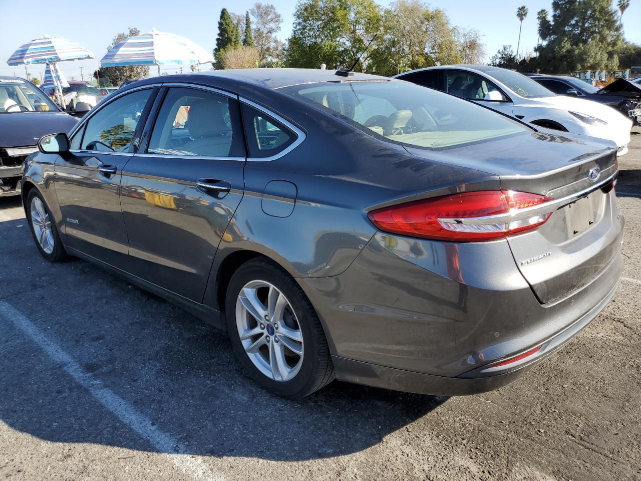 2018 Ford Fusion Se Hybrid - Фото 2