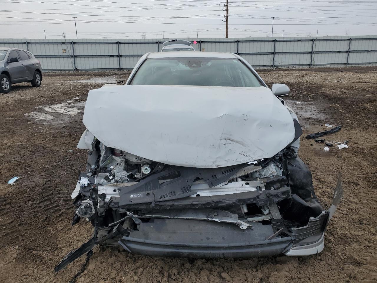 2023 Toyota Camry Le - Фото 5