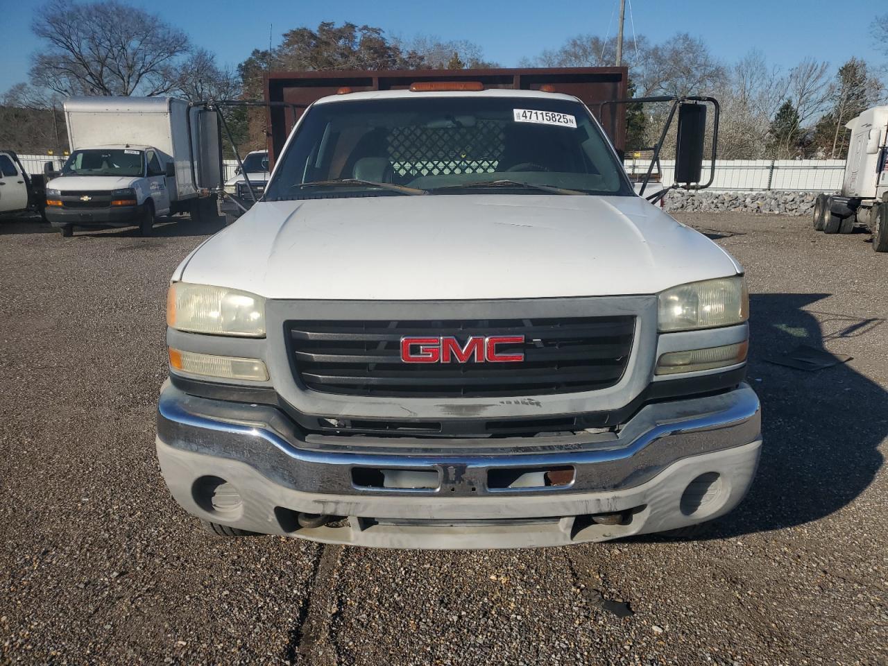 2003 GMC New Sierra C3500 - Image 5