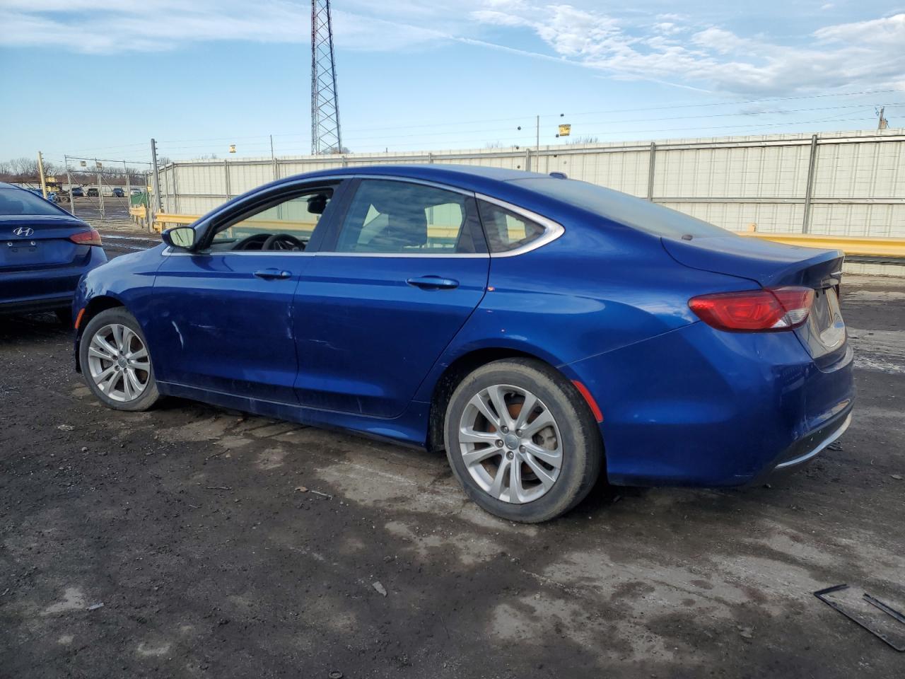 2015 Chrysler 200 Limited - Image 2