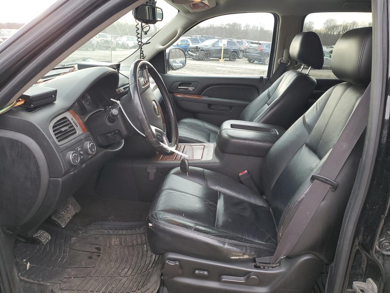 2011 Chevrolet Avalanche Lt - Image 7