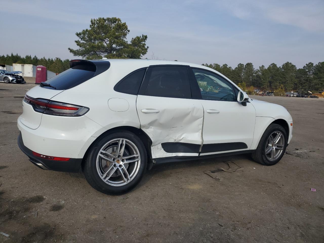 2019 Porsche Macan - Image 3