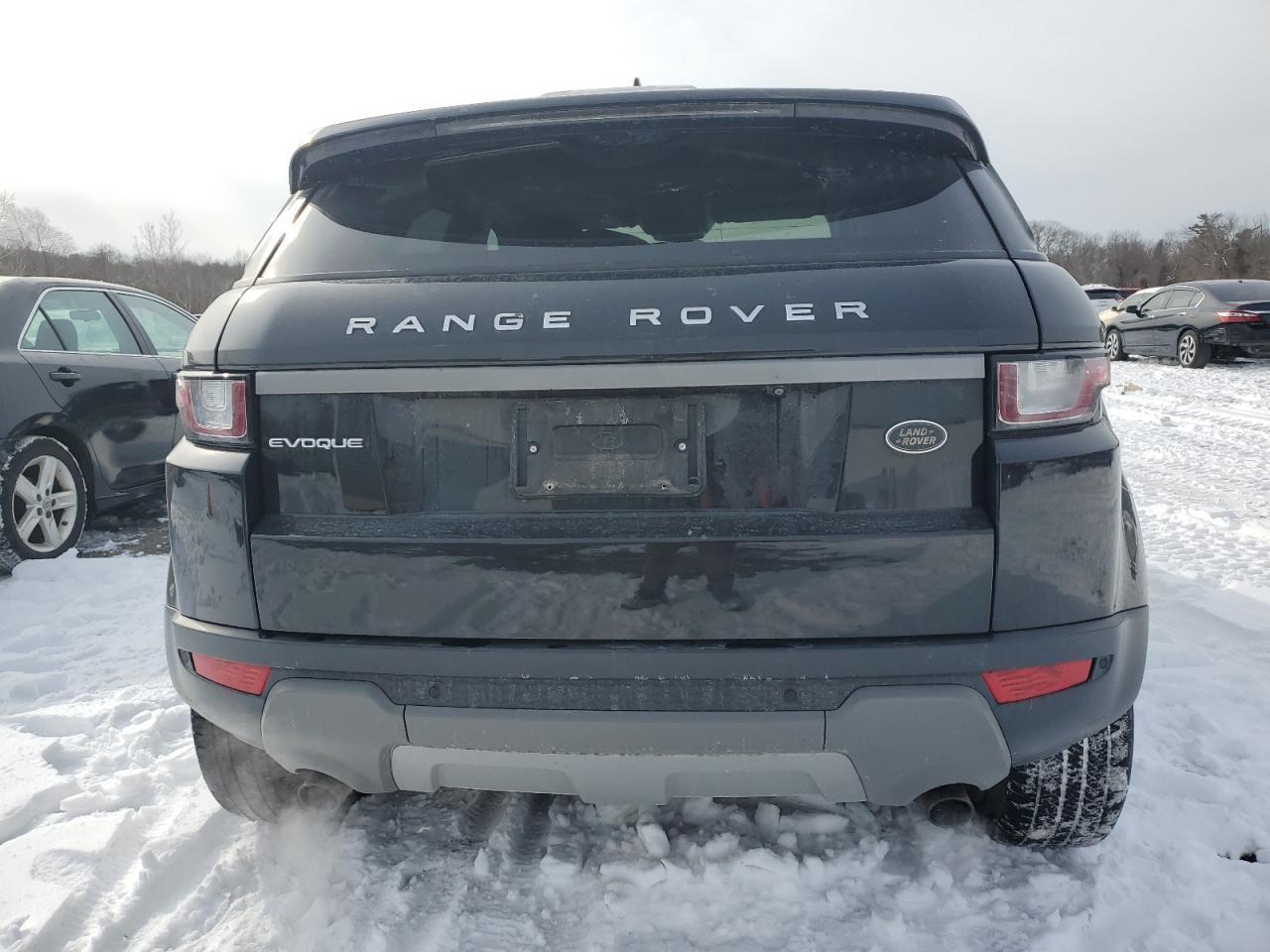 2017 Land Rover Range Rover Evoque Se - Image 6