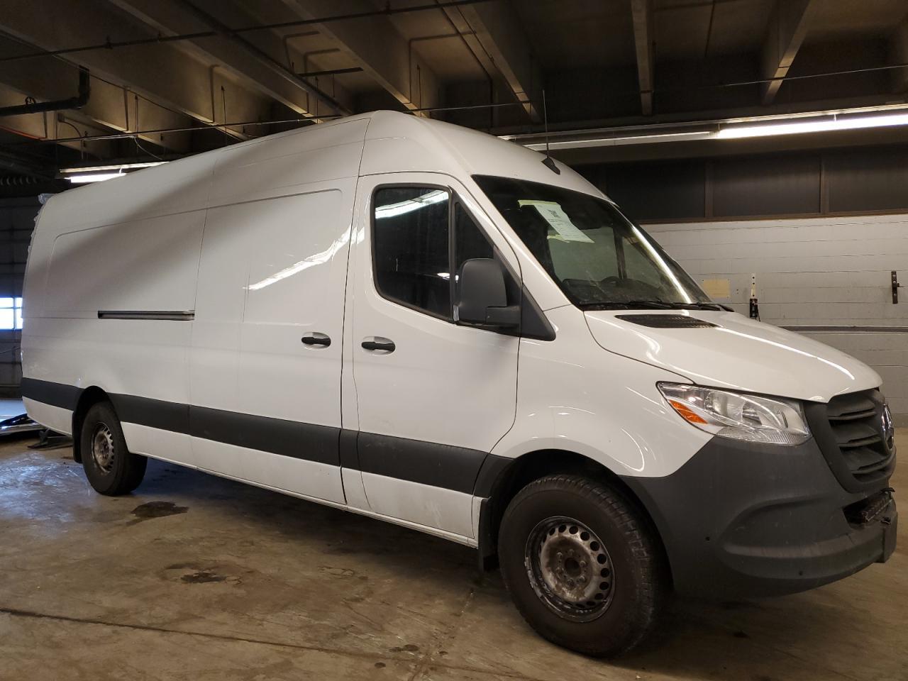 2023 Mercedes-Benz Sprinter 2500 - Фото 4